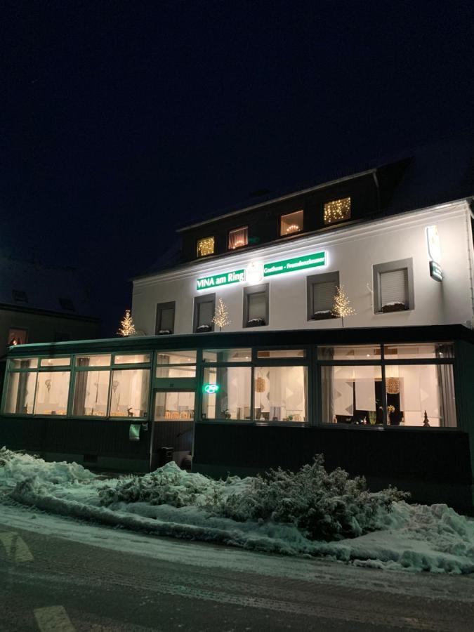 Vina Am Ring Bed & Breakfast Mannebach  Exterior photo